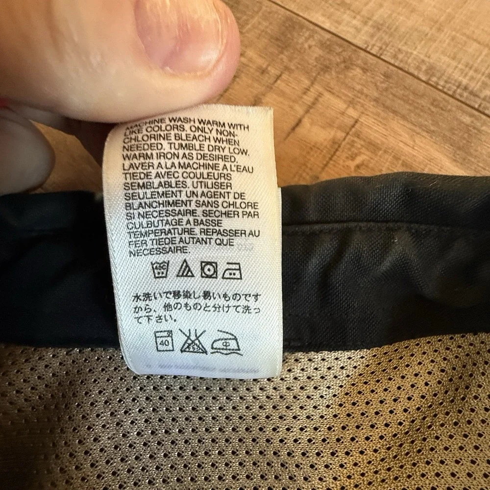 The North Face Long Sleeve Button Up Lightweight Quiet Luxury
